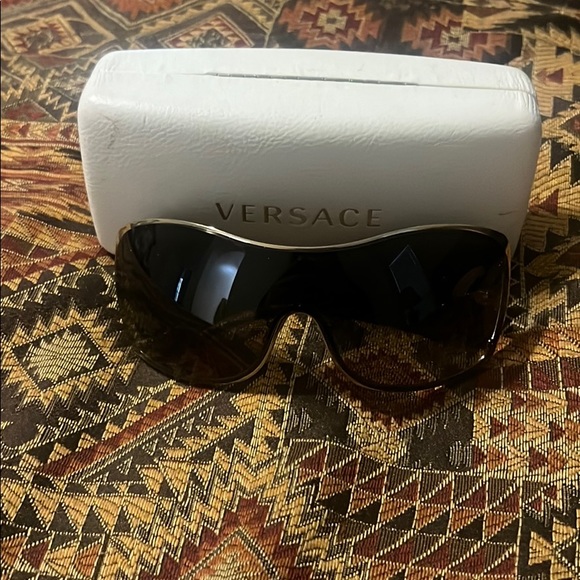 Versace glasses - Picture 1 of 2